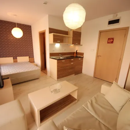 Appartamento Menada Rainbow *