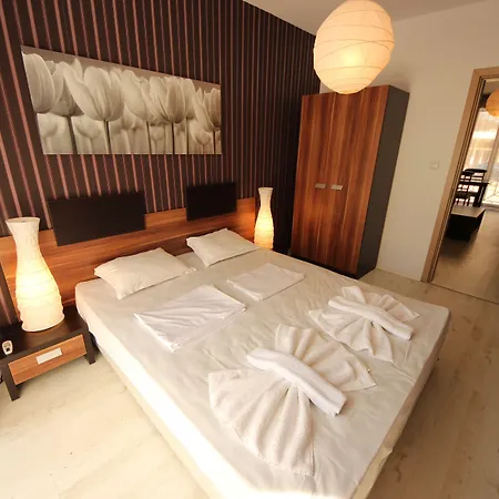 Menada Rainbow Apartment *