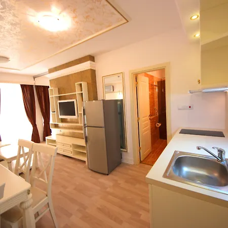 Menada Rainbow Apartment