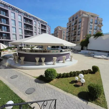 Menada Rainbow Apartmán *