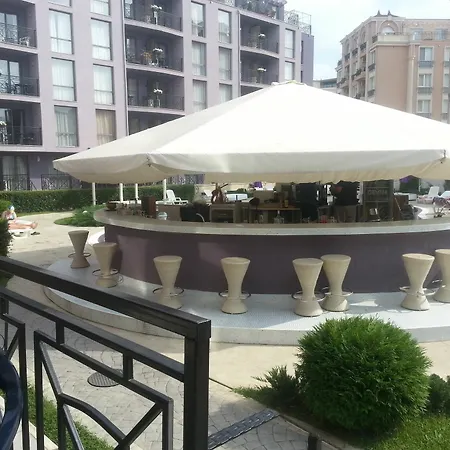 Menada Rainbow Apartmán Sluneční pobřeží