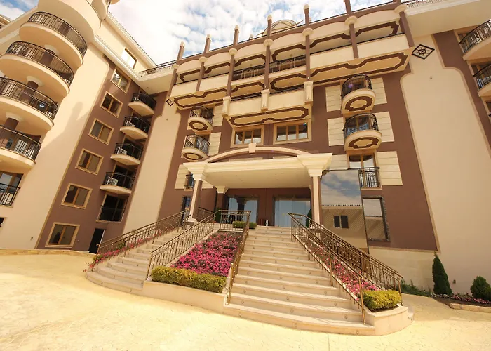 アパート Menada Rainbow *