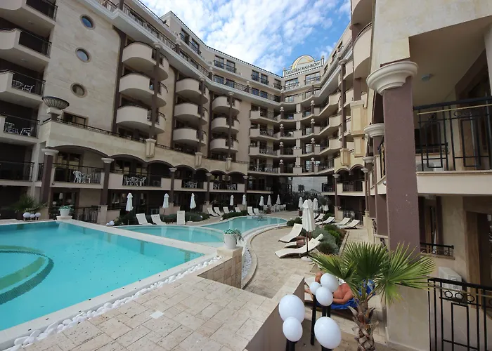 Menada Rainbow アパート *