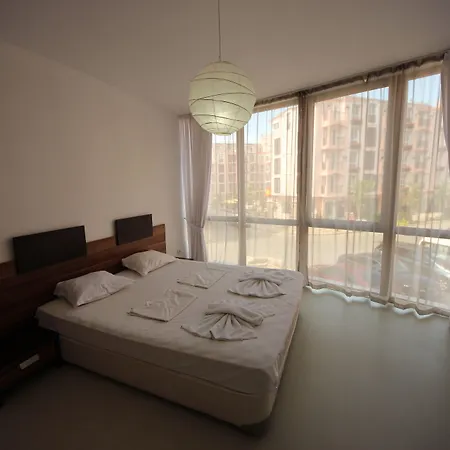 Апартамент Menada Rainbow *