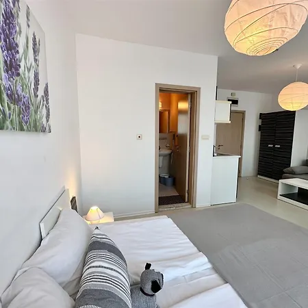 Апартамент Menada Rainbow