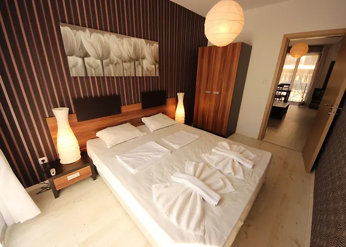 Menada Rainbow Apartment *