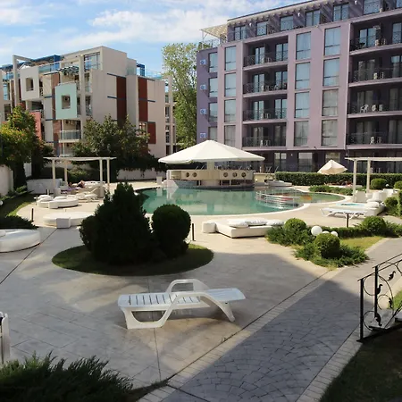 Menada Rainbow * סאני ביץ'